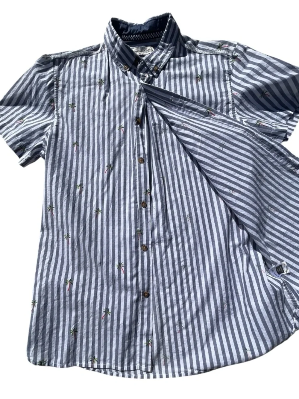 Sovereign Code Blue‎ and White Striped Short Sleeve Button-Down Shirt